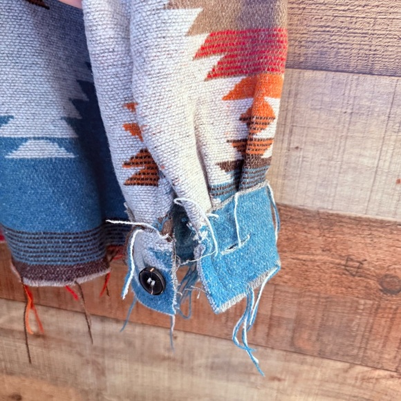 NWT LA MIEL La Miel Eldora Aztec Shacket for Women in Rust - Picture 8 of 11